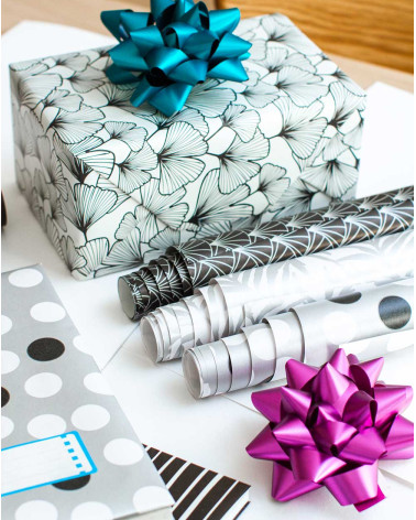 Wrapping paper Leaves without plastic