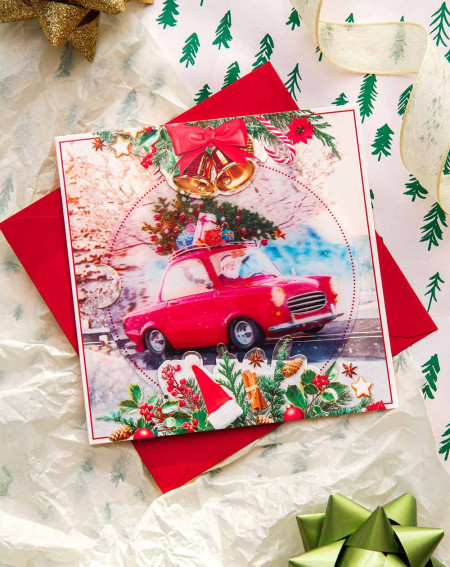 Moving Christmas Card Santa in a car with tree decoration - Agapics