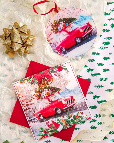 Moving Christmas Card Santa in a car with tree decoration - Agapics