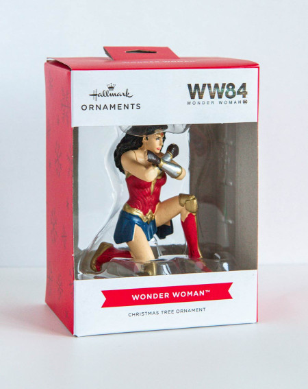 Hallmark Figurine Wonder woman hangable - Gifts - Agapics