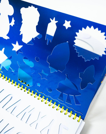 Crayola Värvi- ja käsitööraamat Kosmos - Laste tegevused - Agapics