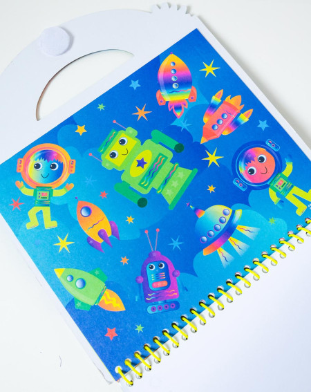 Crayola Värvi- ja käsitööraamat Kosmos - Laste tegevused - Agapics