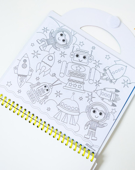 Crayola Värvi- ja käsitööraamat Kosmos - Laste tegevused - Agapics