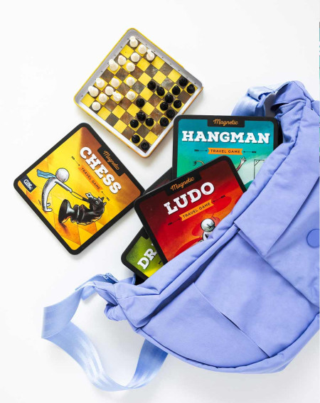Magnetic pocket game Chess - Bus games - Agapics