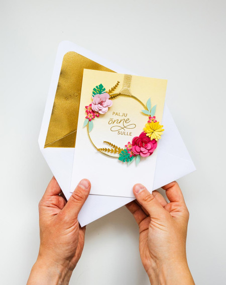 Hallmark Card Flowers - Greeting cards - Agapics