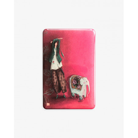 Magnet Woman with elephant