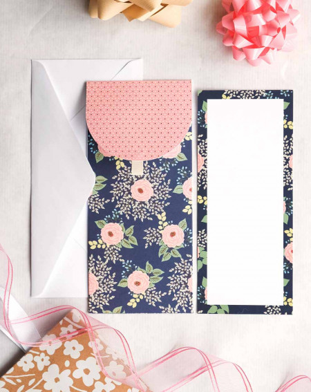 Pocket Card Pink Flowers