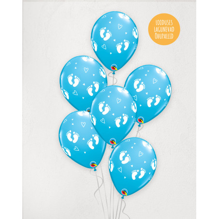 M Balloon Bouquet Baby boy feet